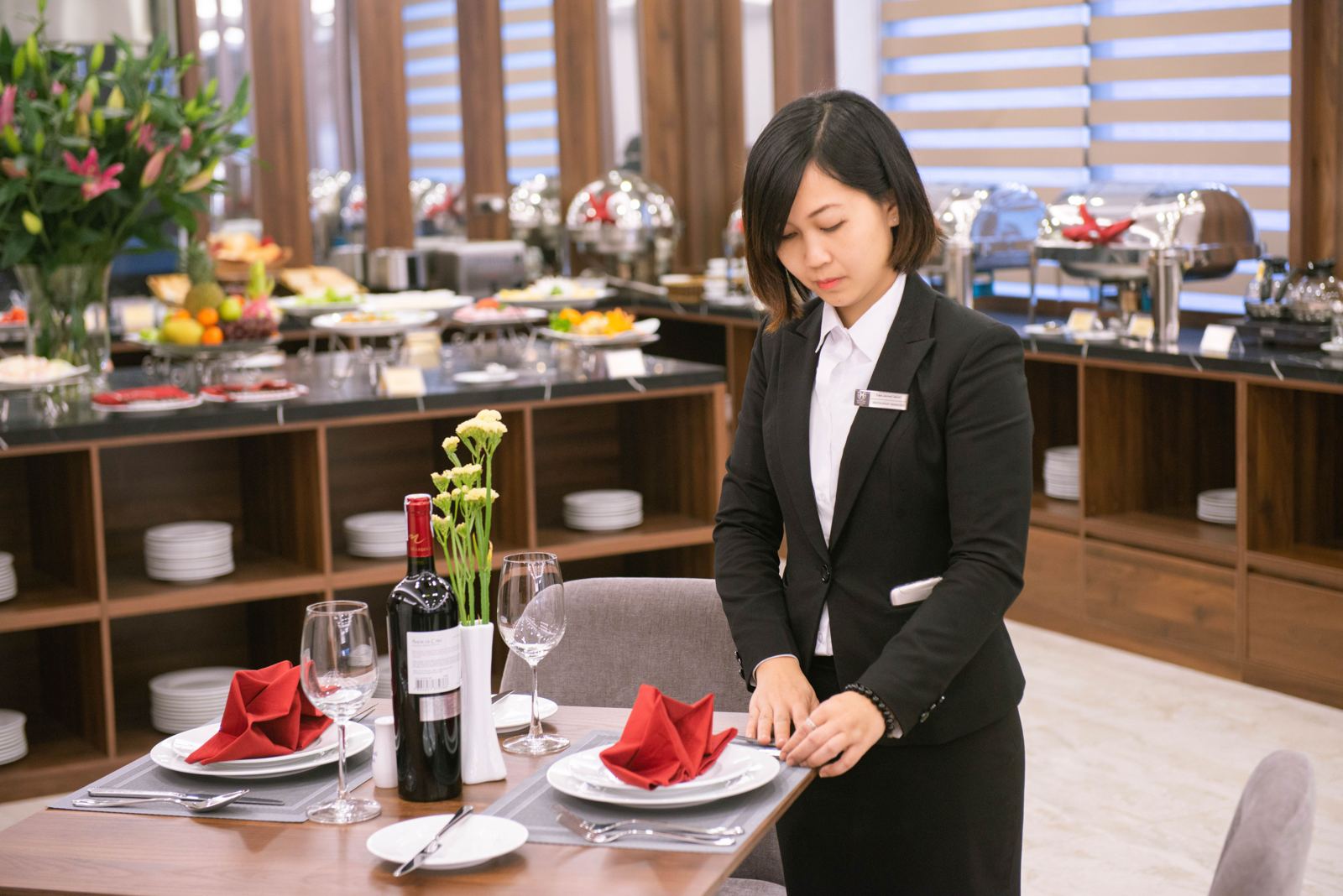 Landmark MNH — Services & Hospitality 135
